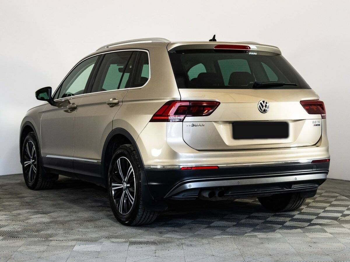 Купить Volkswagen Tiguan с пробегом. Фото: #6