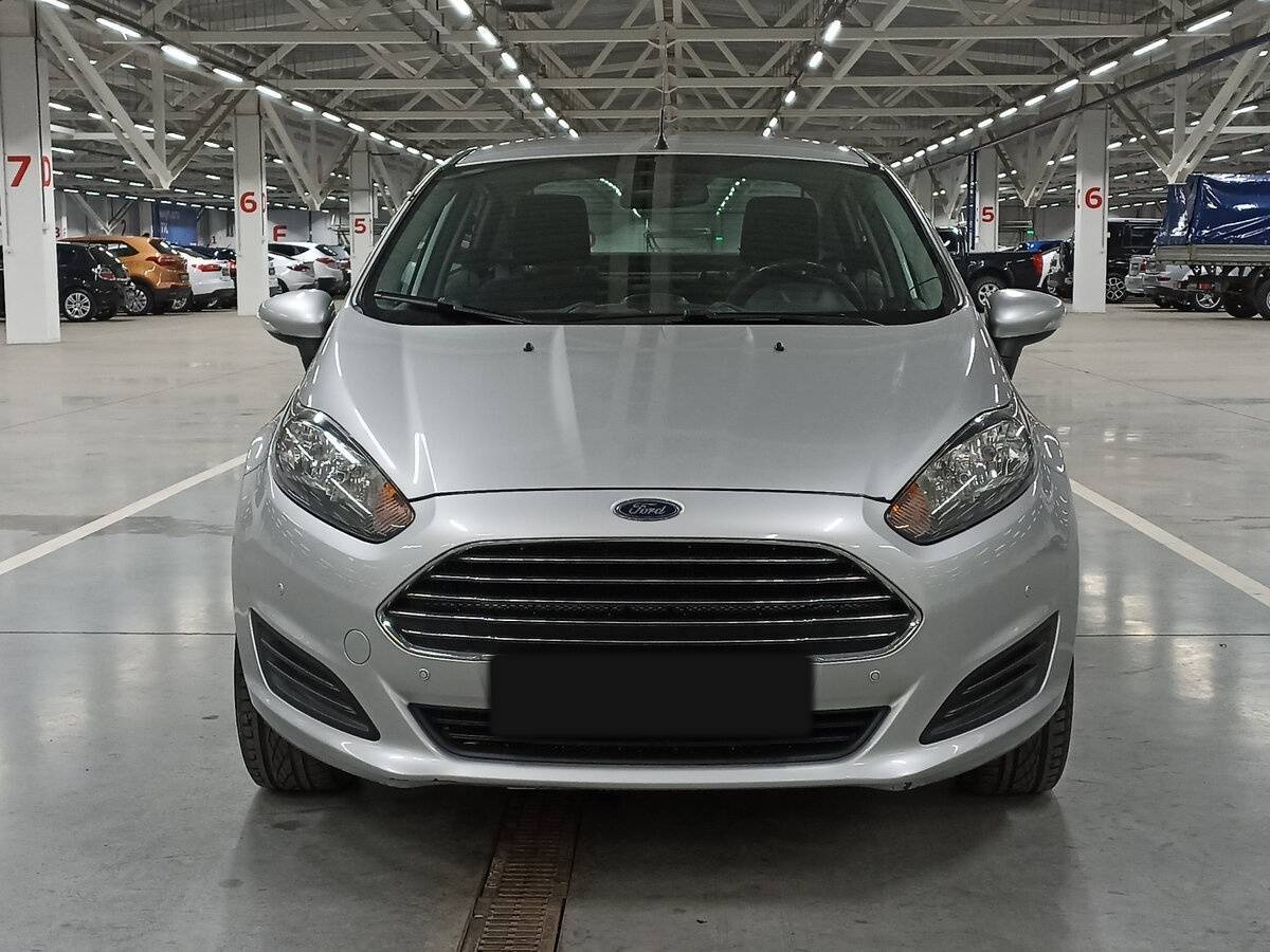 Купить Ford Fiesta с пробегом. Фото: #1