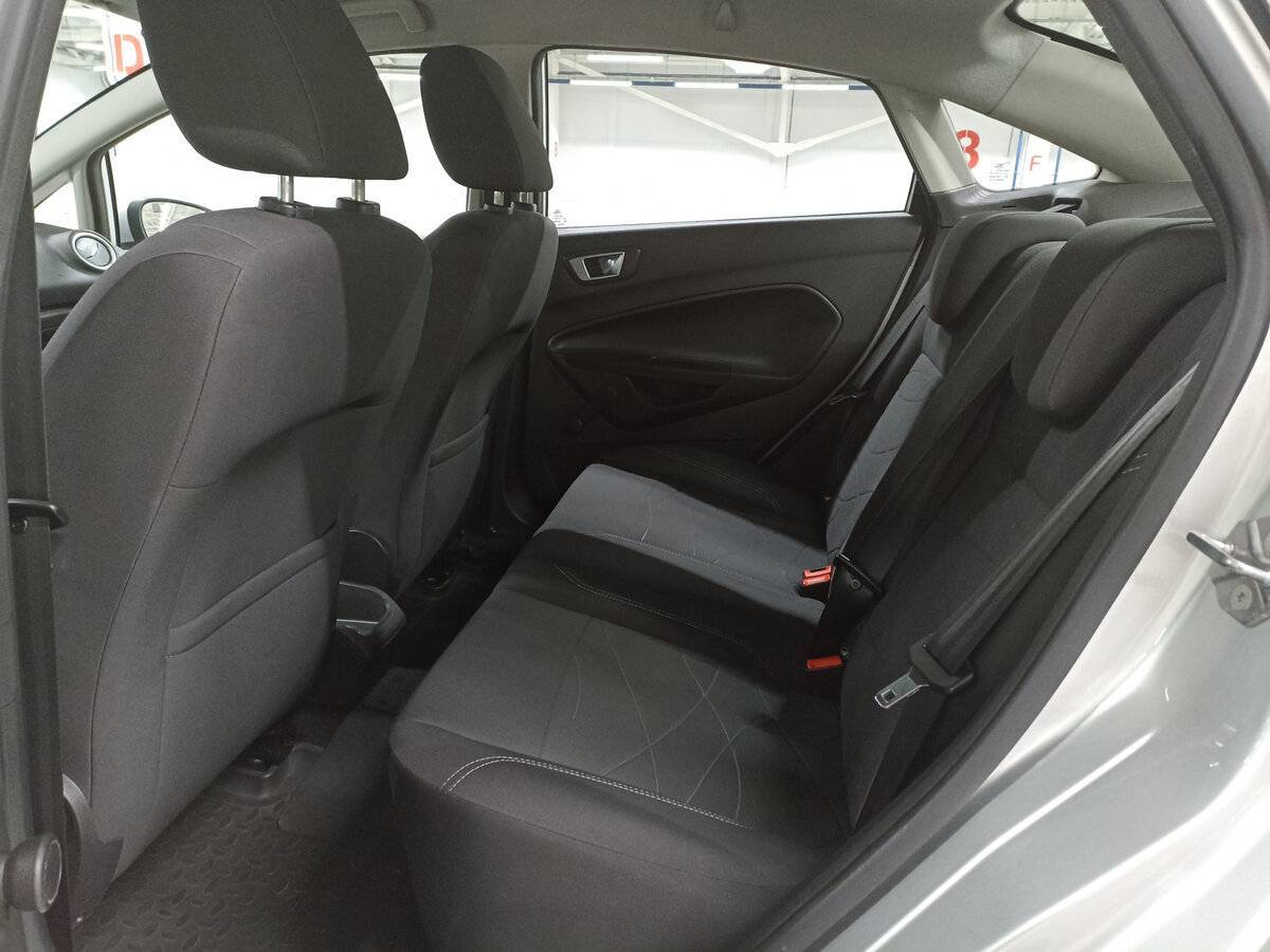 Купить Ford Fiesta с пробегом. Фото: #10