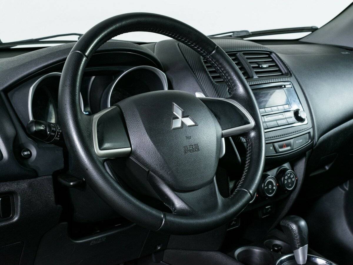 Купить Mitsubishi ASX с пробегом. Фото: #13