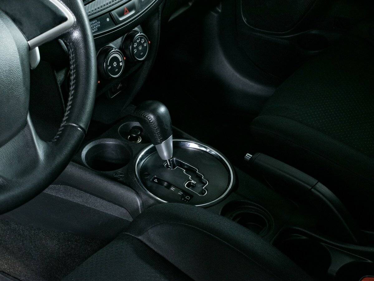 Купить Mitsubishi ASX с пробегом. Фото: #14