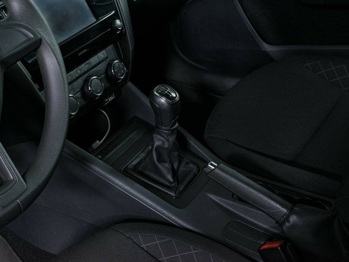 Купить Skoda Octavia с пробегом. Фото: #14