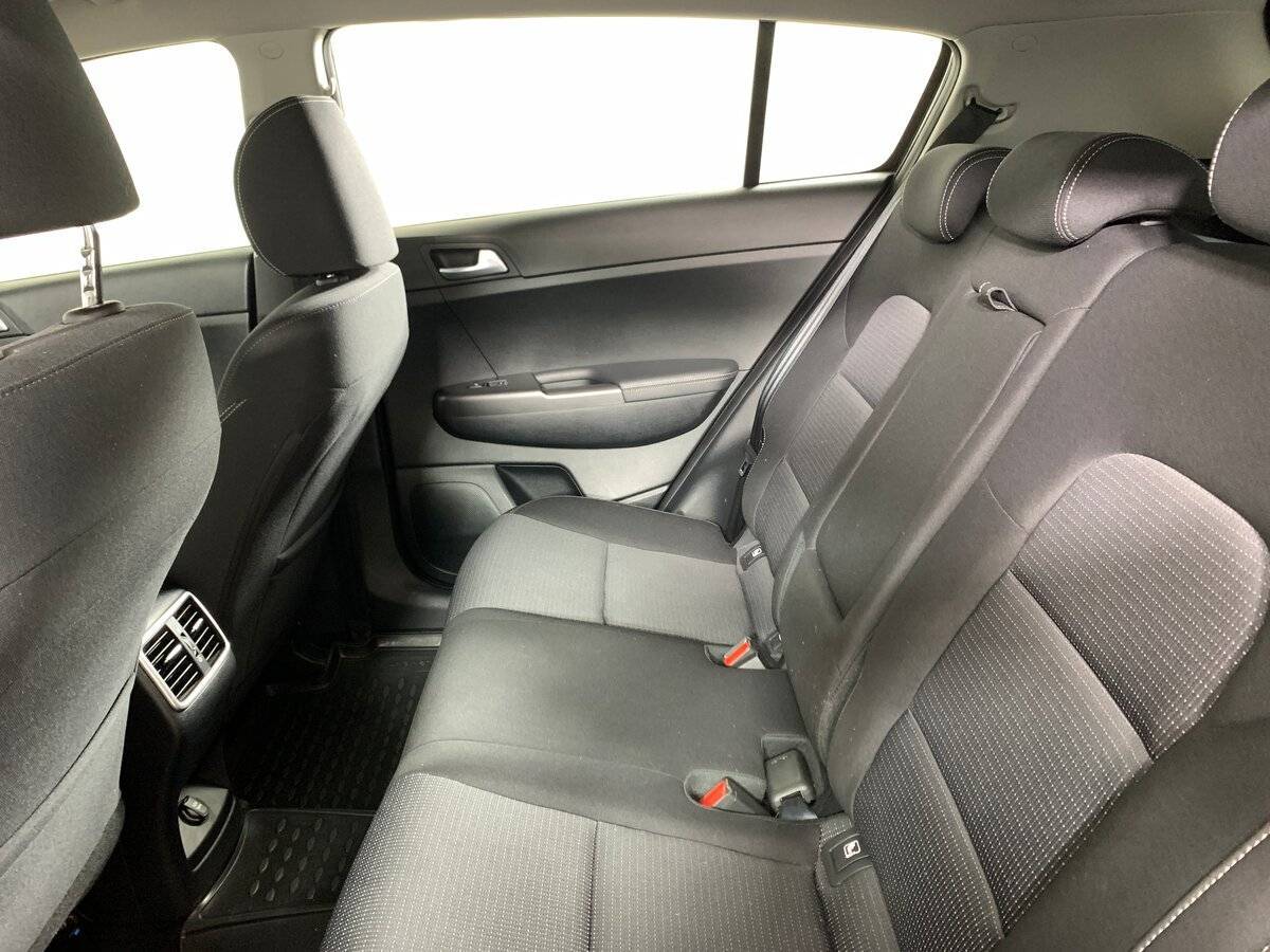 Купить Kia Sportage с пробегом. Фото: #17