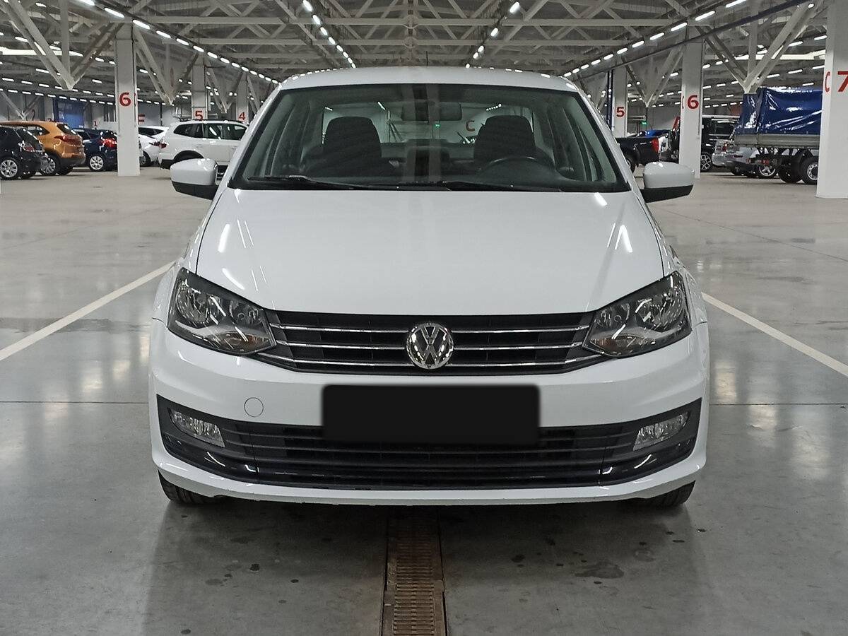 Купить Volkswagen Polo с пробегом. Фото: #1
