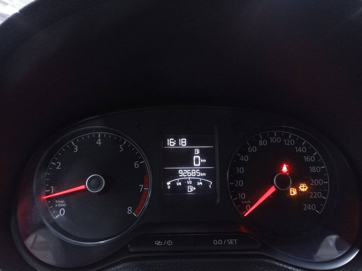 Купить Volkswagen Polo с пробегом. Фото: #12