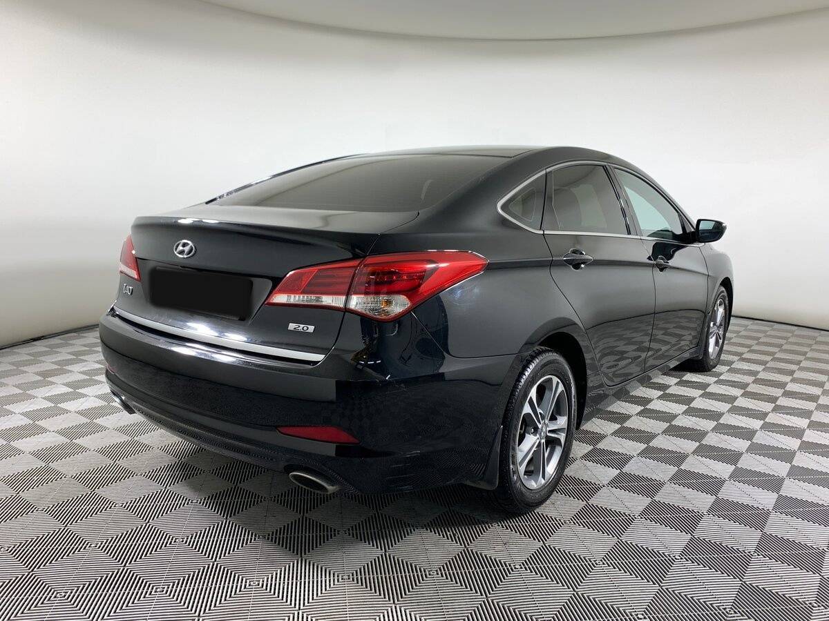 Купить Hyundai i40 с пробегом. Фото: #4