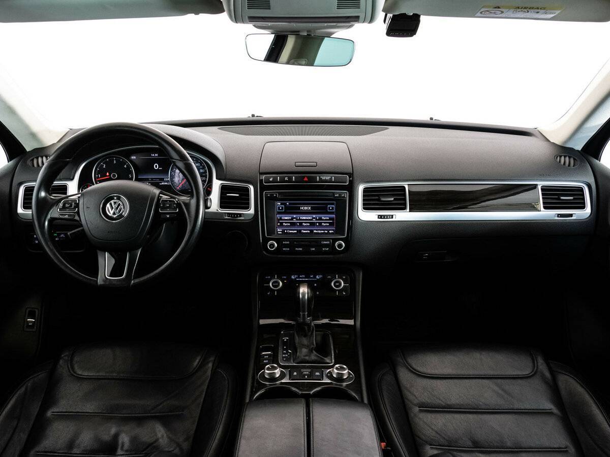 Купить Volkswagen Touareg с пробегом. Фото: #7