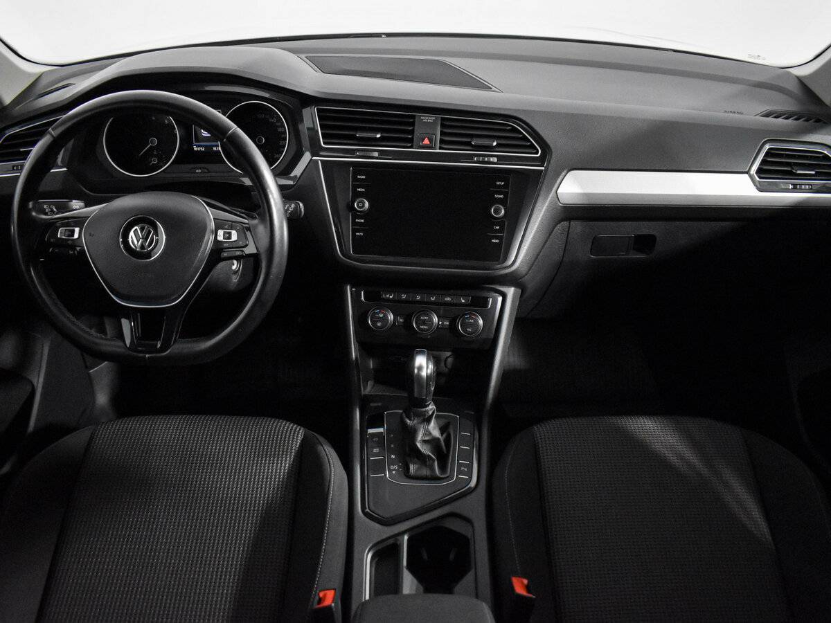 Купить Volkswagen Tiguan с пробегом. Фото: #13