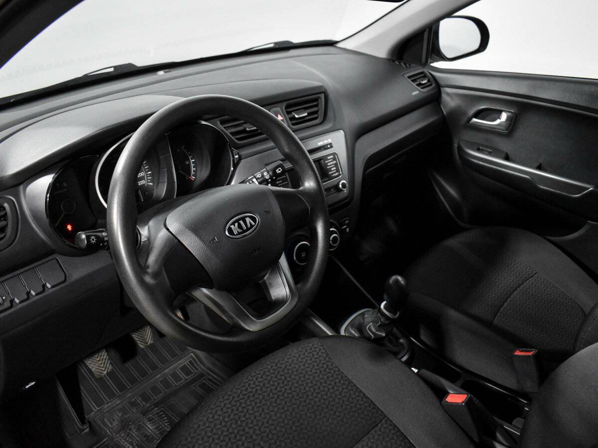 Купить Kia Rio с пробегом. Фото: #8