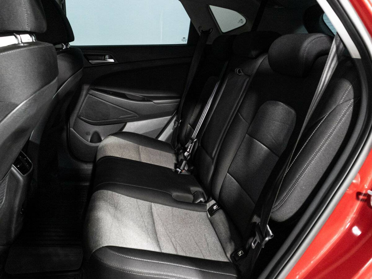 Купить Hyundai Tucson с пробегом. Фото: #9