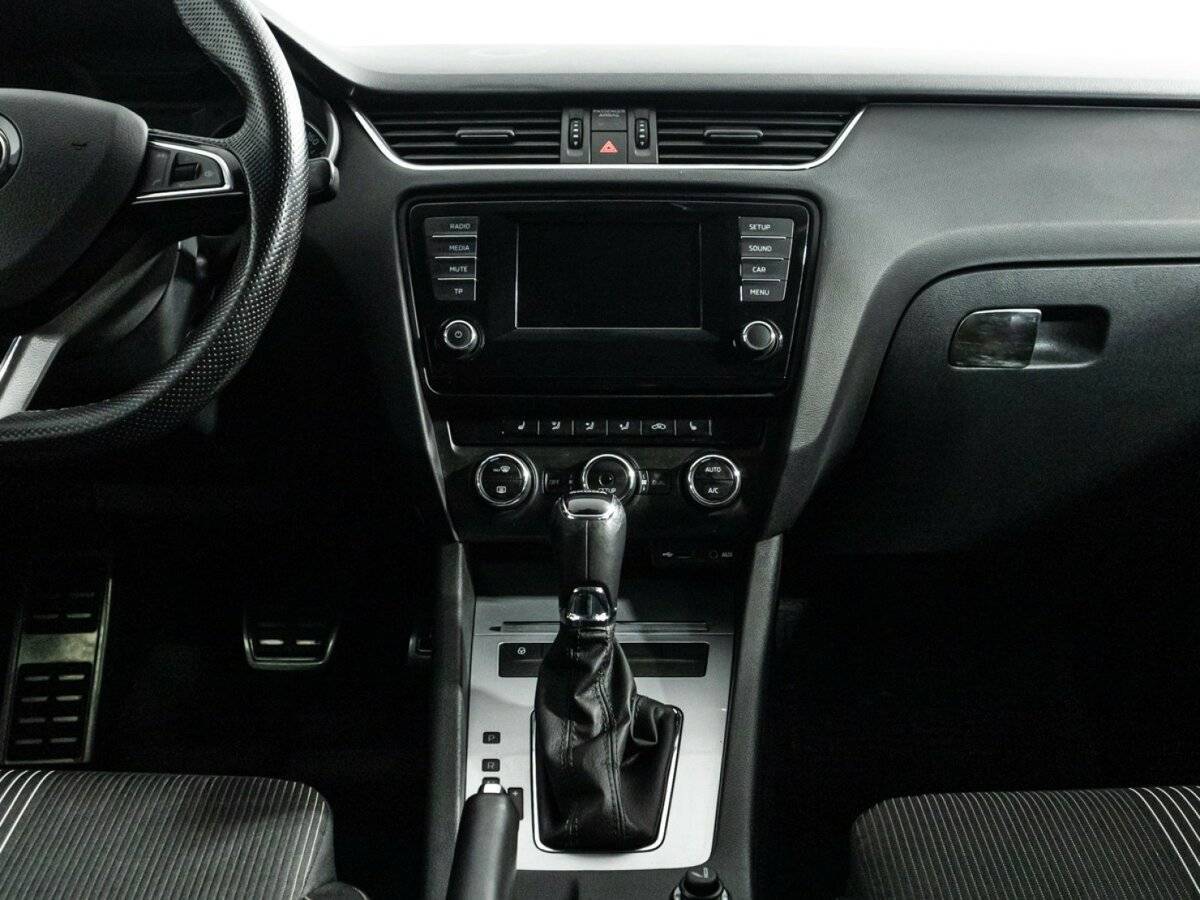 Купить Skoda Octavia с пробегом. Фото: #13