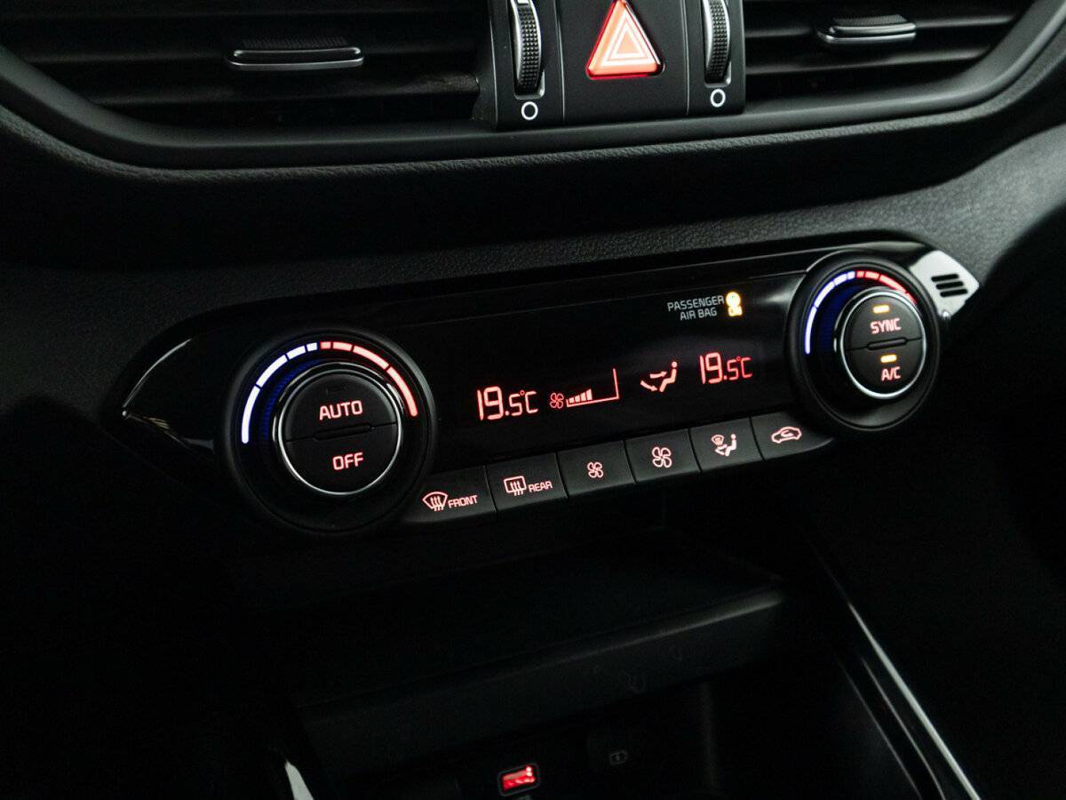 Купить Kia Cerato с пробегом. Фото: #18