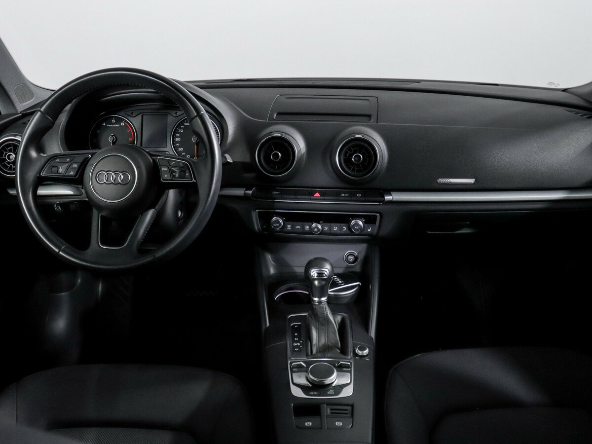 Купить Audi A3 с пробегом. Фото: #9