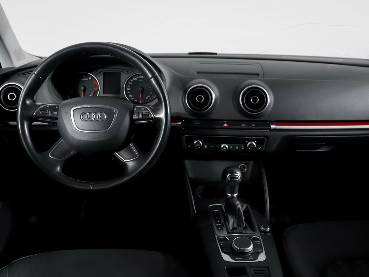Купить Audi A3 с пробегом. Фото: #8