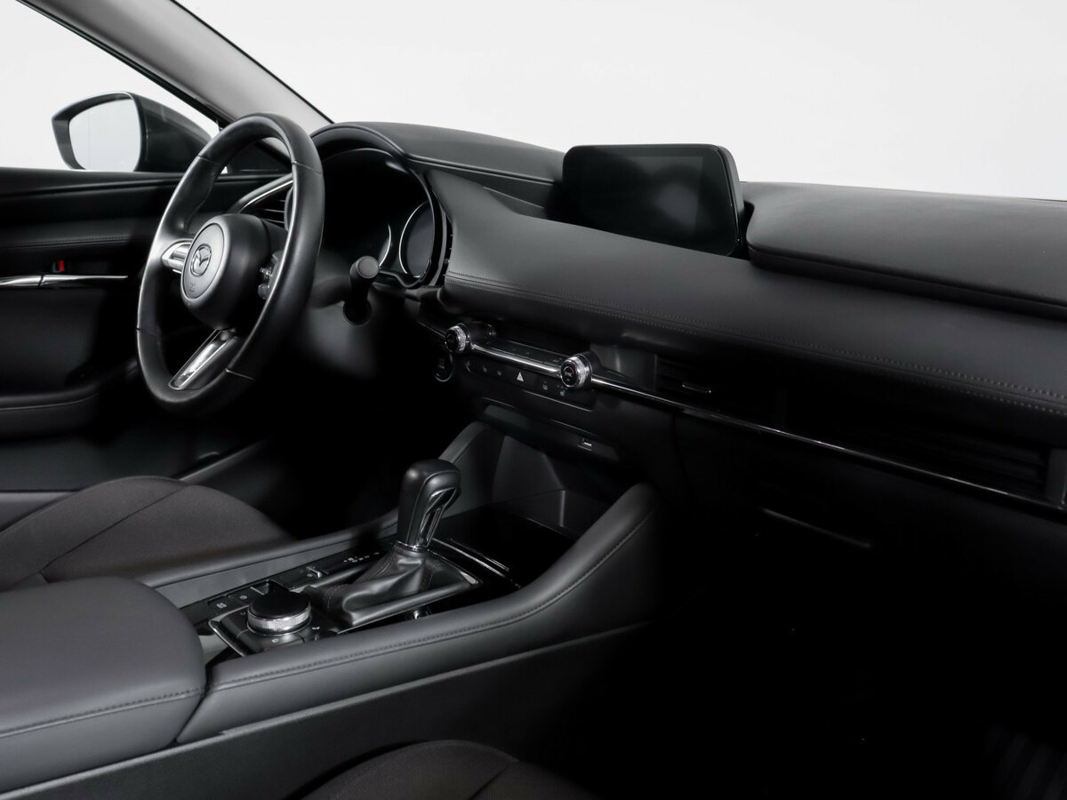Купить Mazda 3 с пробегом. Фото: #6