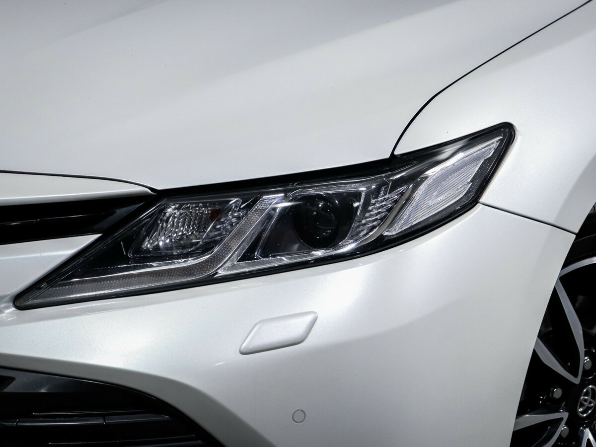 Купить Toyota Camry с пробегом. Фото: #12