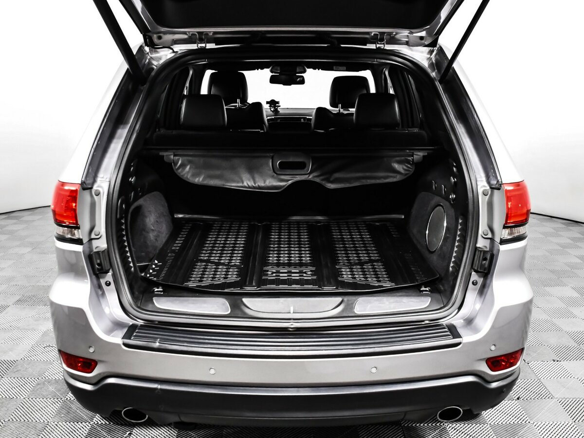 Купить Jeep Grand Cherokee с пробегом. Фото: #11