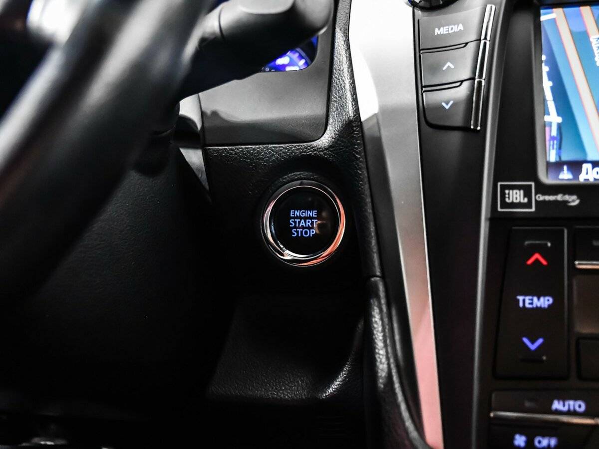 Купить Toyota Camry с пробегом. Фото: #16