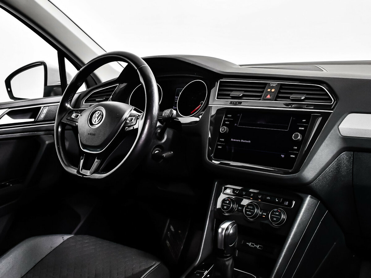 Купить Volkswagen Tiguan с пробегом. Фото: #7