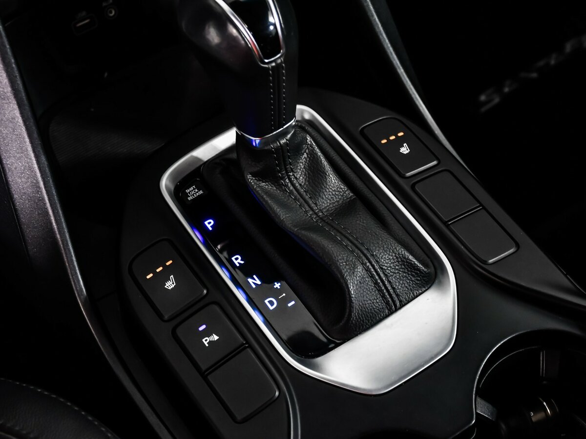 Купить Hyundai Santa Fe с пробегом. Фото: #16