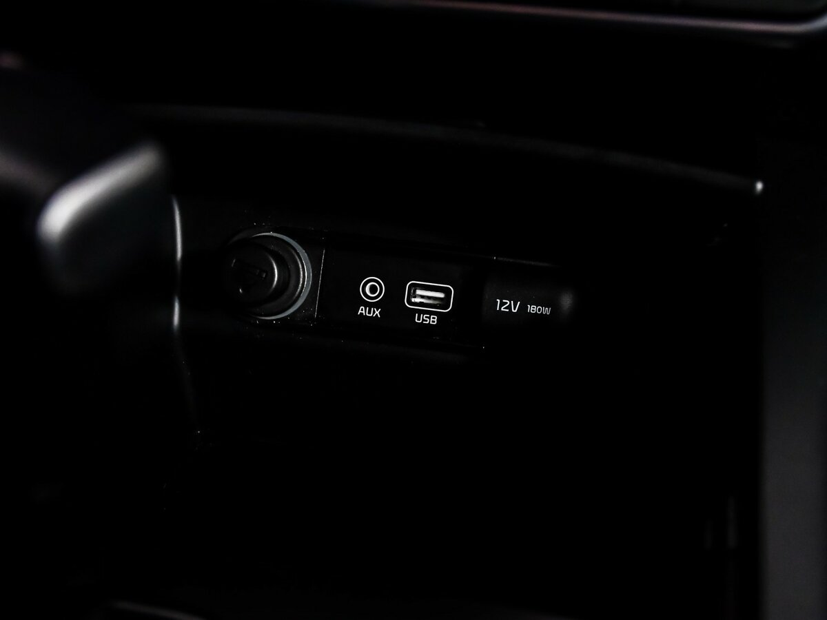 Купить Kia Sorento с пробегом. Фото: #17