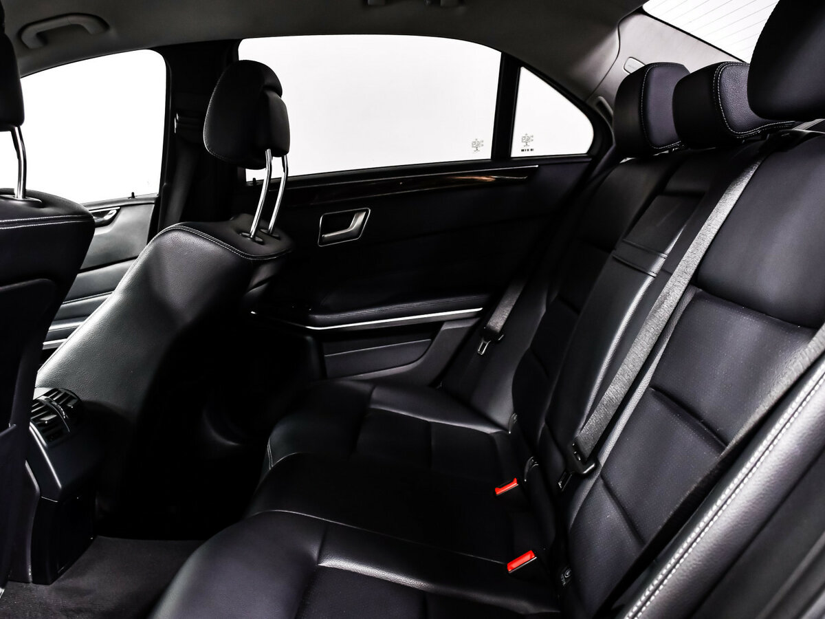 Купить Mercedes-Benz E-Класс с пробегом. Фото: #11