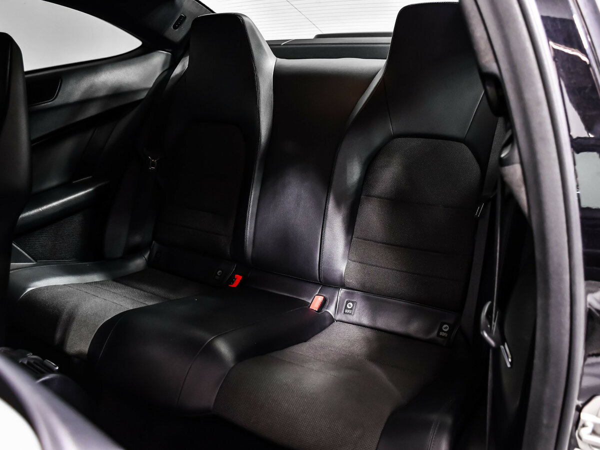 Купить Mercedes-Benz C-Класс с пробегом. Фото: #8