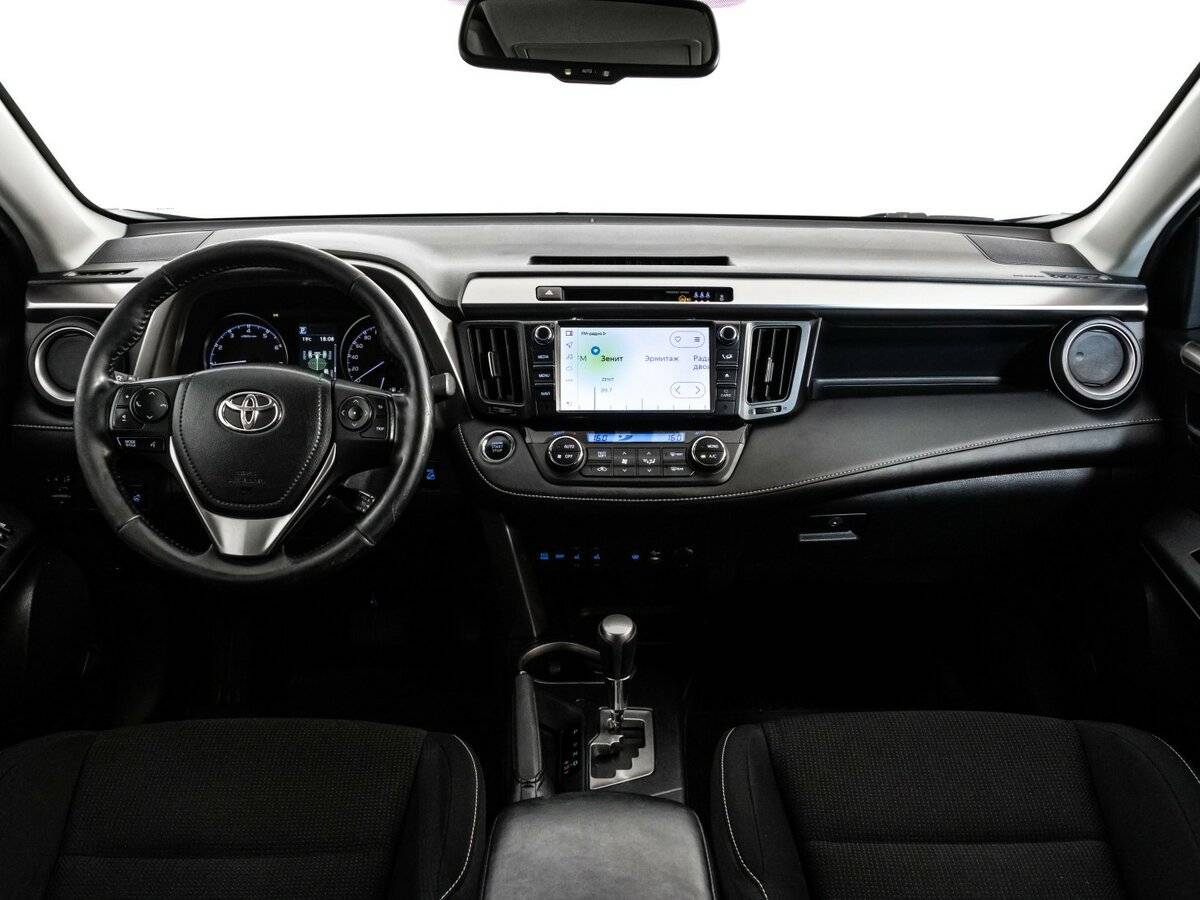 Купить Toyota RAV4 с пробегом. Фото: #9