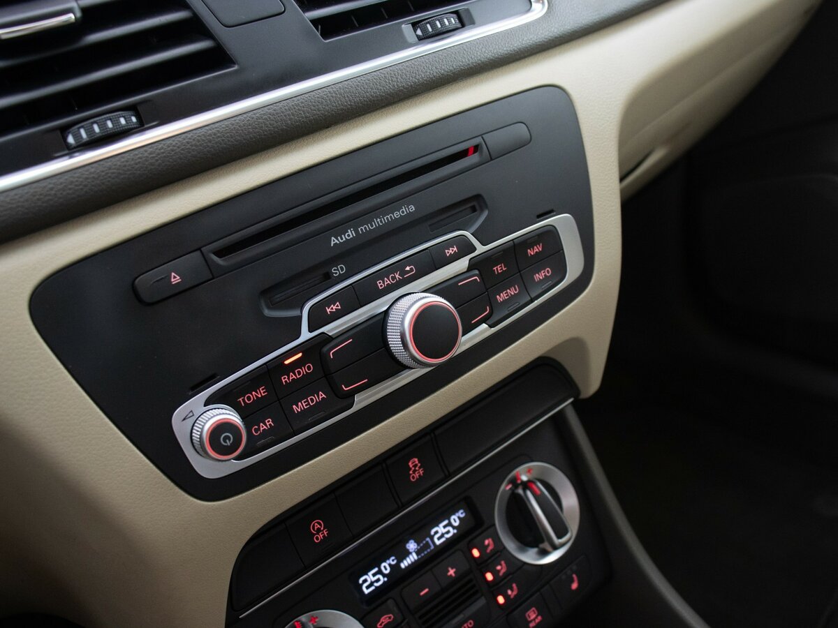 Купить Audi Q3 с пробегом. Фото: #10