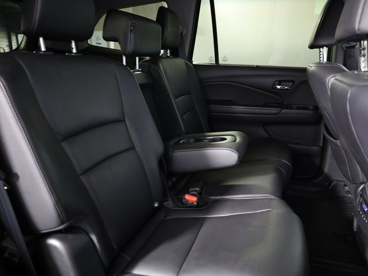 Купить Honda Pilot с пробегом. Фото: #12