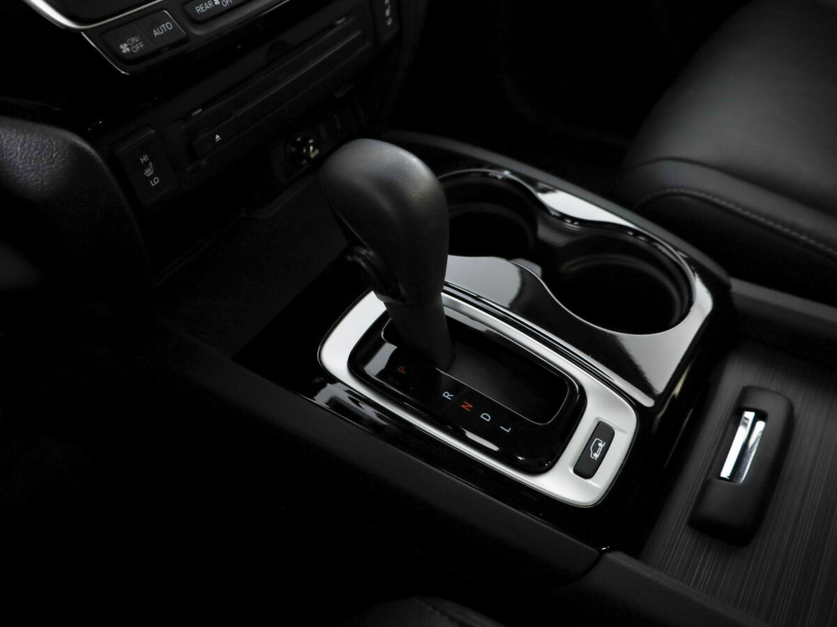 Купить Honda Pilot с пробегом. Фото: #21