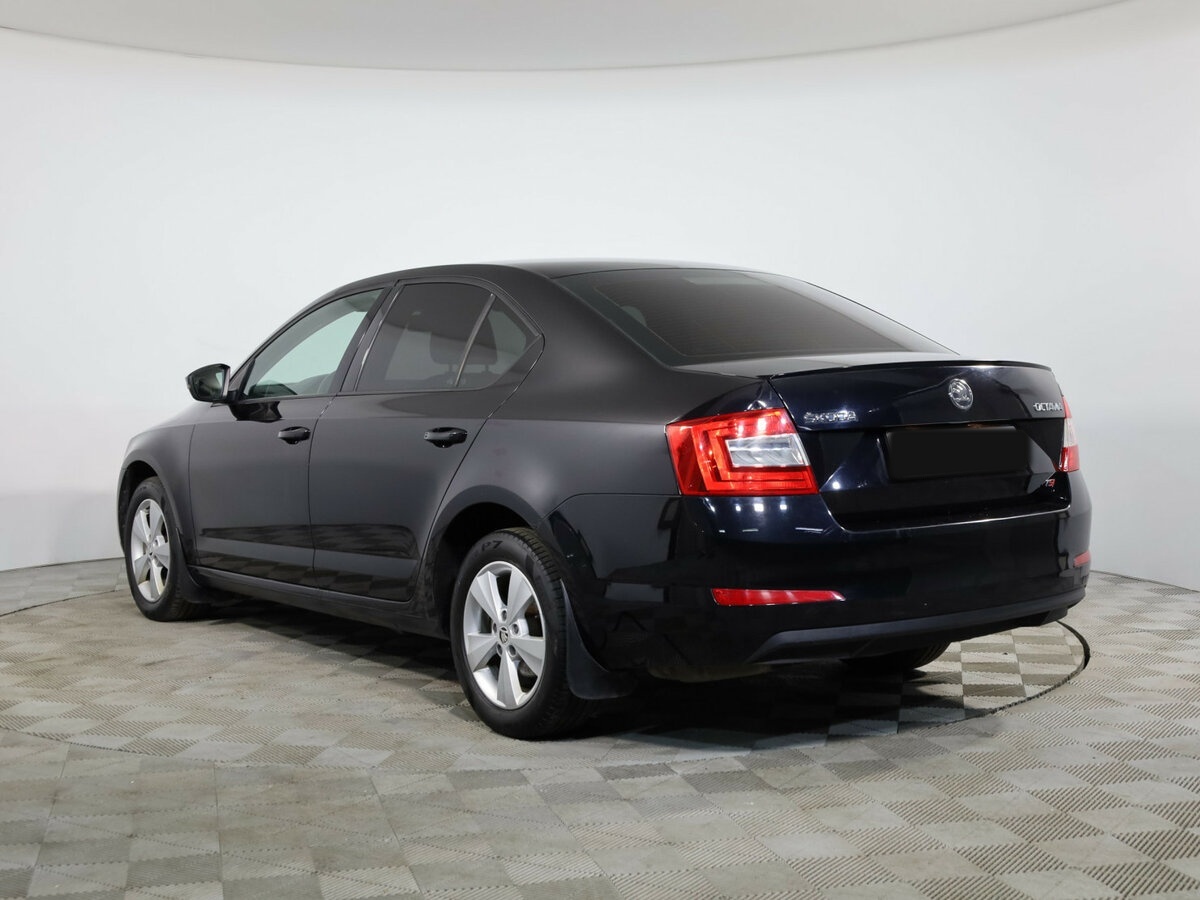 Купить Skoda Octavia с пробегом. Фото: #2