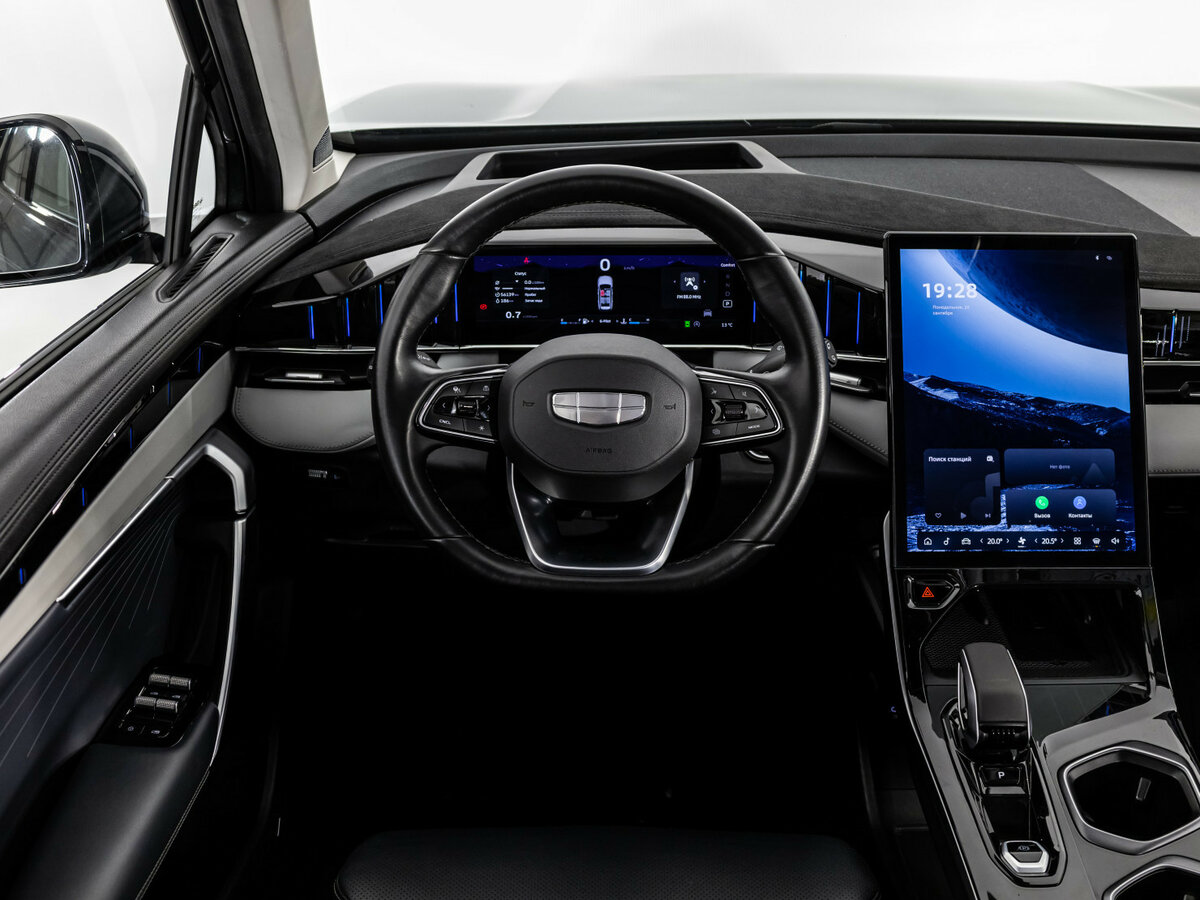 Купить Geely Atlas с пробегом. Фото: #9