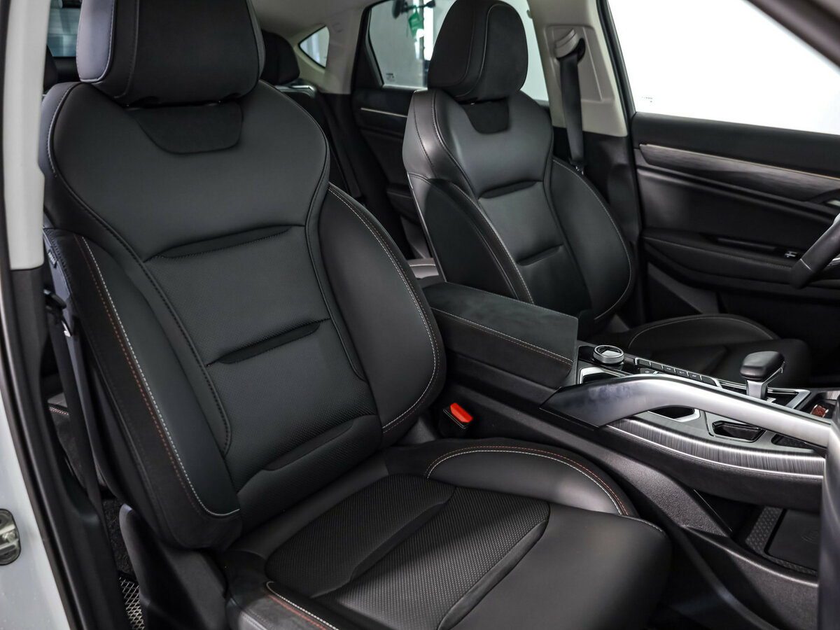 Купить Geely Tugella с пробегом. Фото: #24