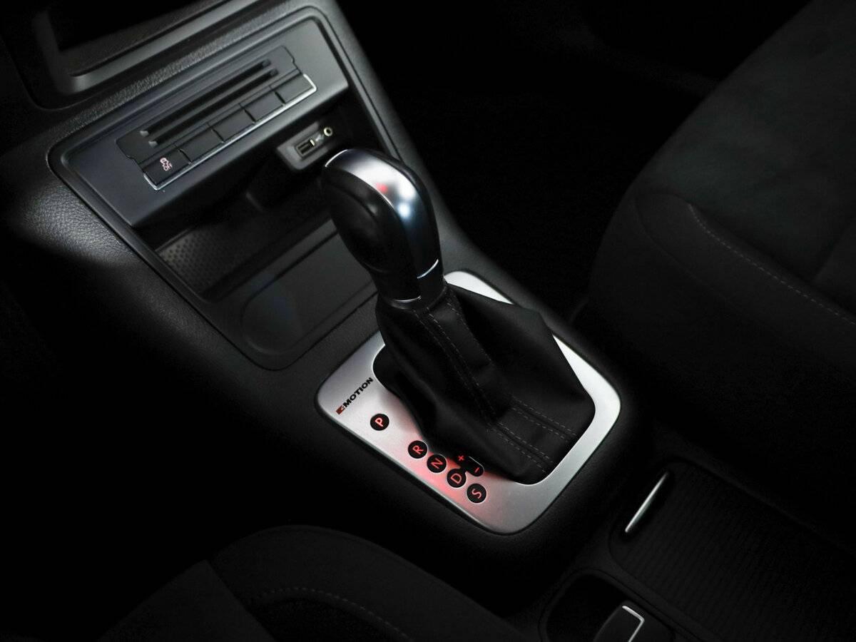 Купить Volkswagen Tiguan с пробегом. Фото: #22