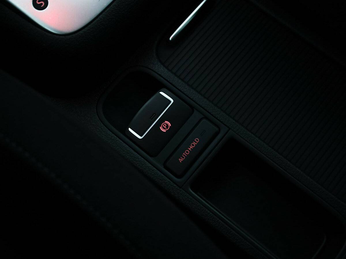 Купить Volkswagen Tiguan с пробегом. Фото: #25