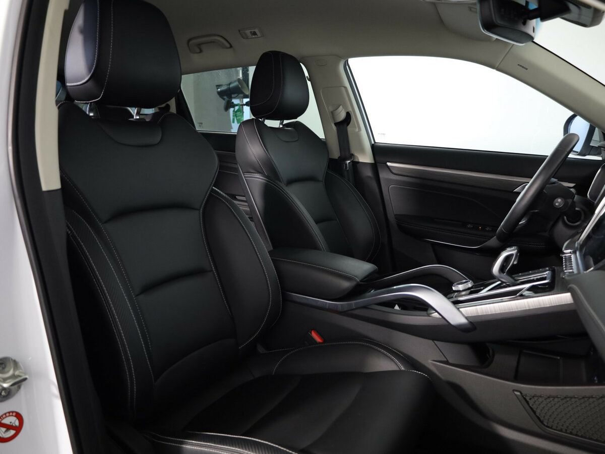 Купить Geely Atlas Pro с пробегом. Фото: #12