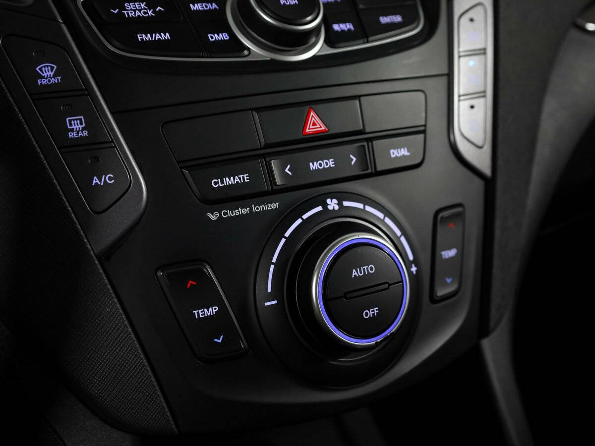 Купить Hyundai Santa Fe с пробегом. Фото: #21