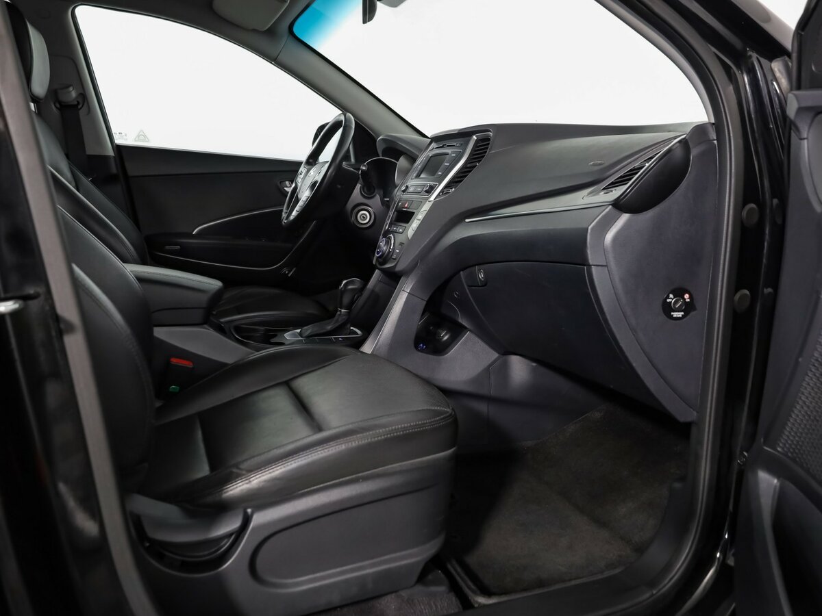 Купить Hyundai Santa Fe с пробегом. Фото: #20