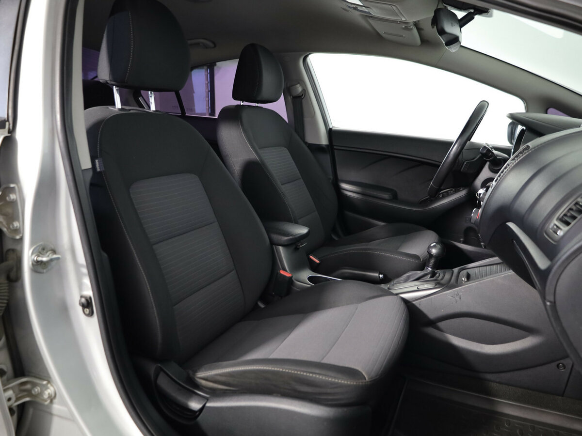 Купить Kia Cerato с пробегом. Фото: #10