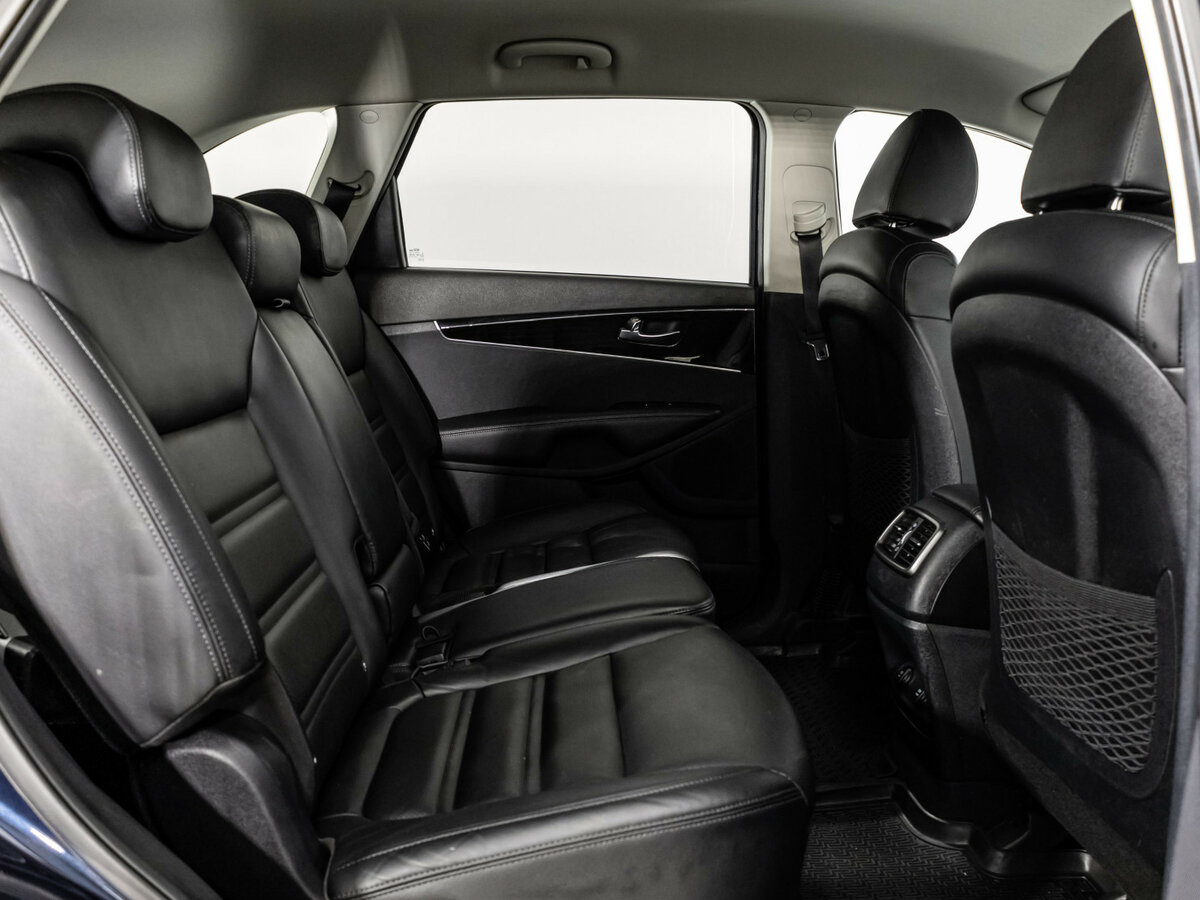 Купить Kia Sorento с пробегом. Фото: #16
