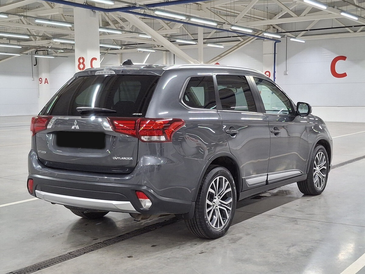 Купить Mitsubishi Outlander с пробегом. Фото: #4