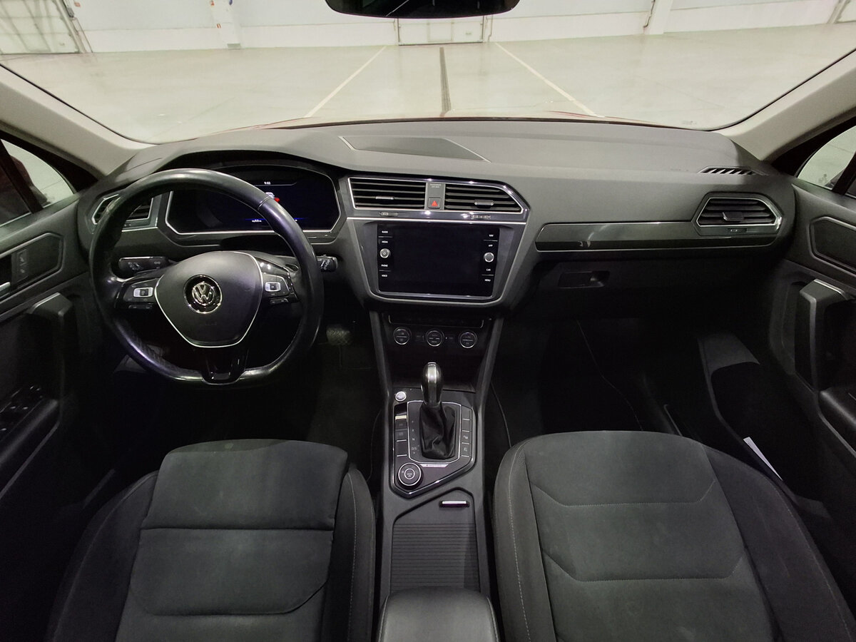 Купить Volkswagen Tiguan с пробегом. Фото: #13