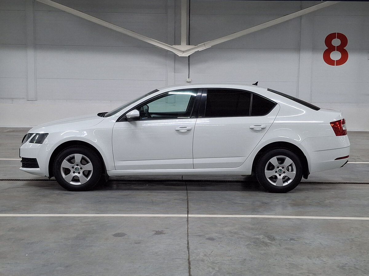 Купить Skoda Octavia с пробегом. Фото: #7