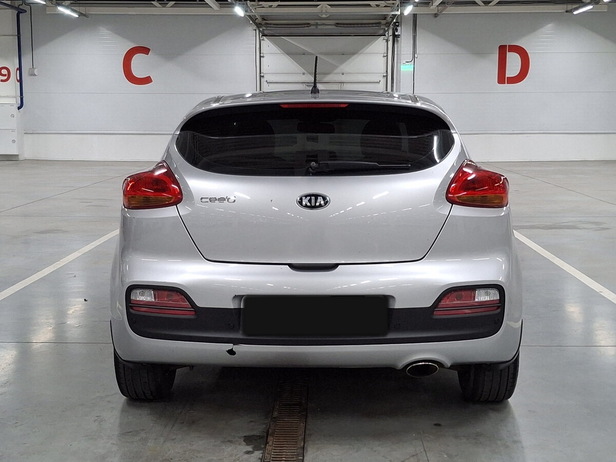 Купить Kia Ceed с пробегом. Фото: #5