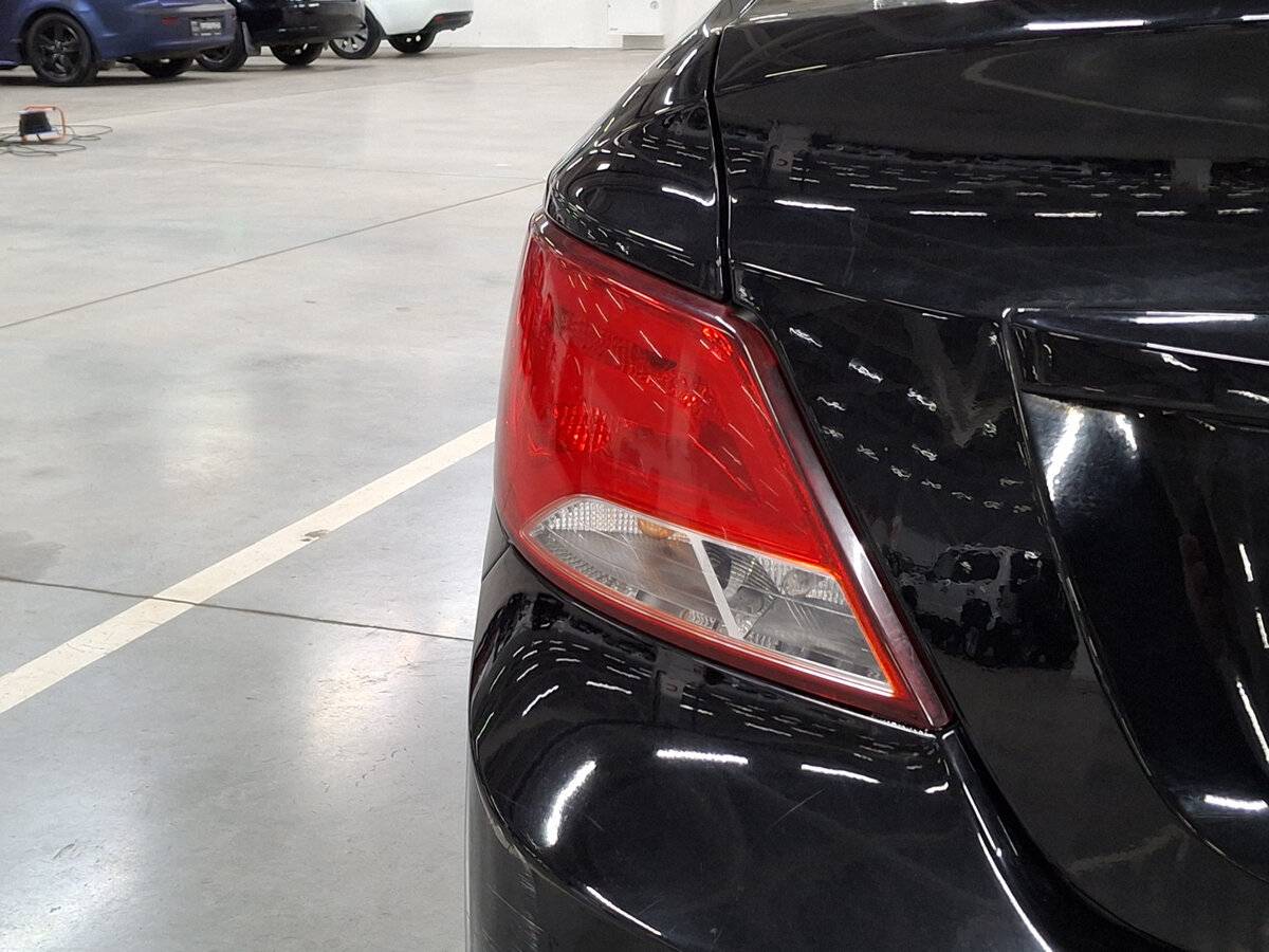 Купить Hyundai Solaris с пробегом. Фото: #8