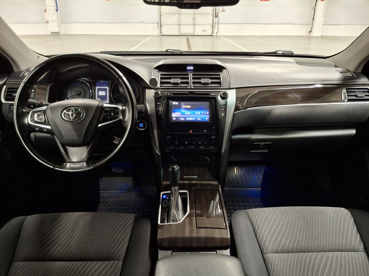 Купить Toyota Camry с пробегом. Фото: #12