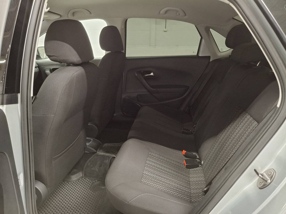 Купить Volkswagen Polo с пробегом. Фото: #11