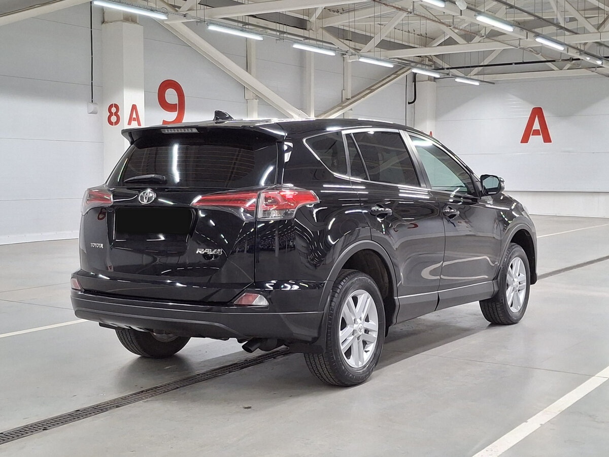 Купить Toyota RAV4 с пробегом. Фото: #4