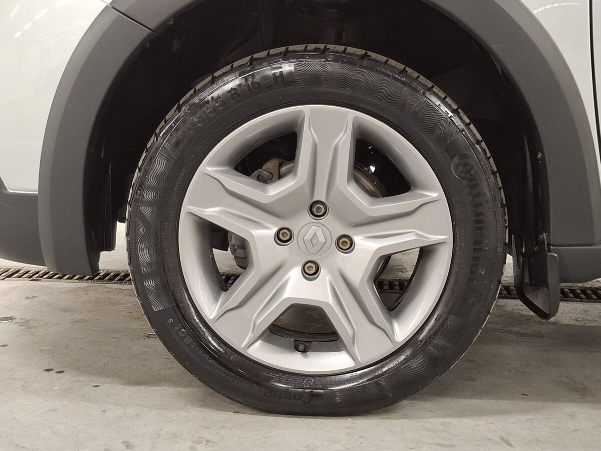 Купить Renault Sandero с пробегом. Фото: #16